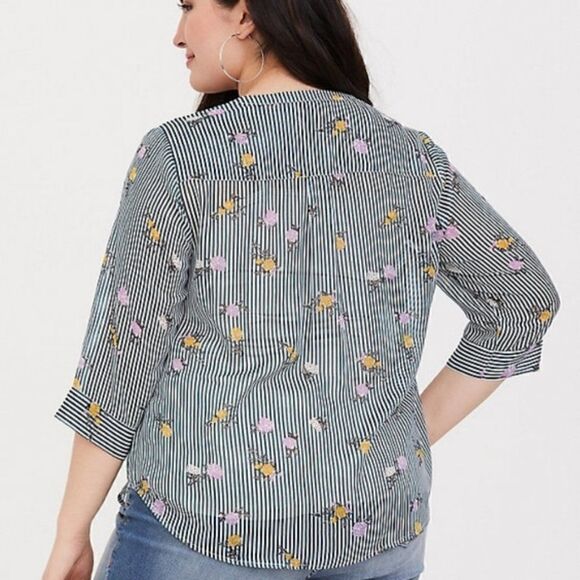Torrid STRIPE FLORAL SHEER CHIFFON BLOUSE 4X - Picture 2 of 5